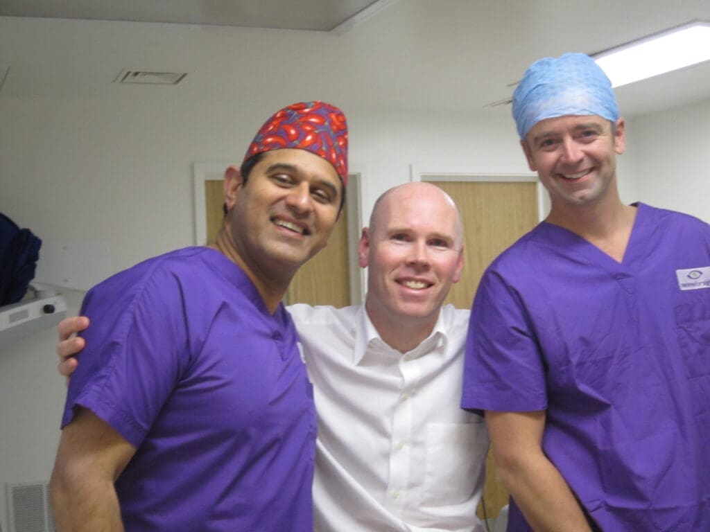 Centre for Sight Sheraz daya with patient Trond Thilesen